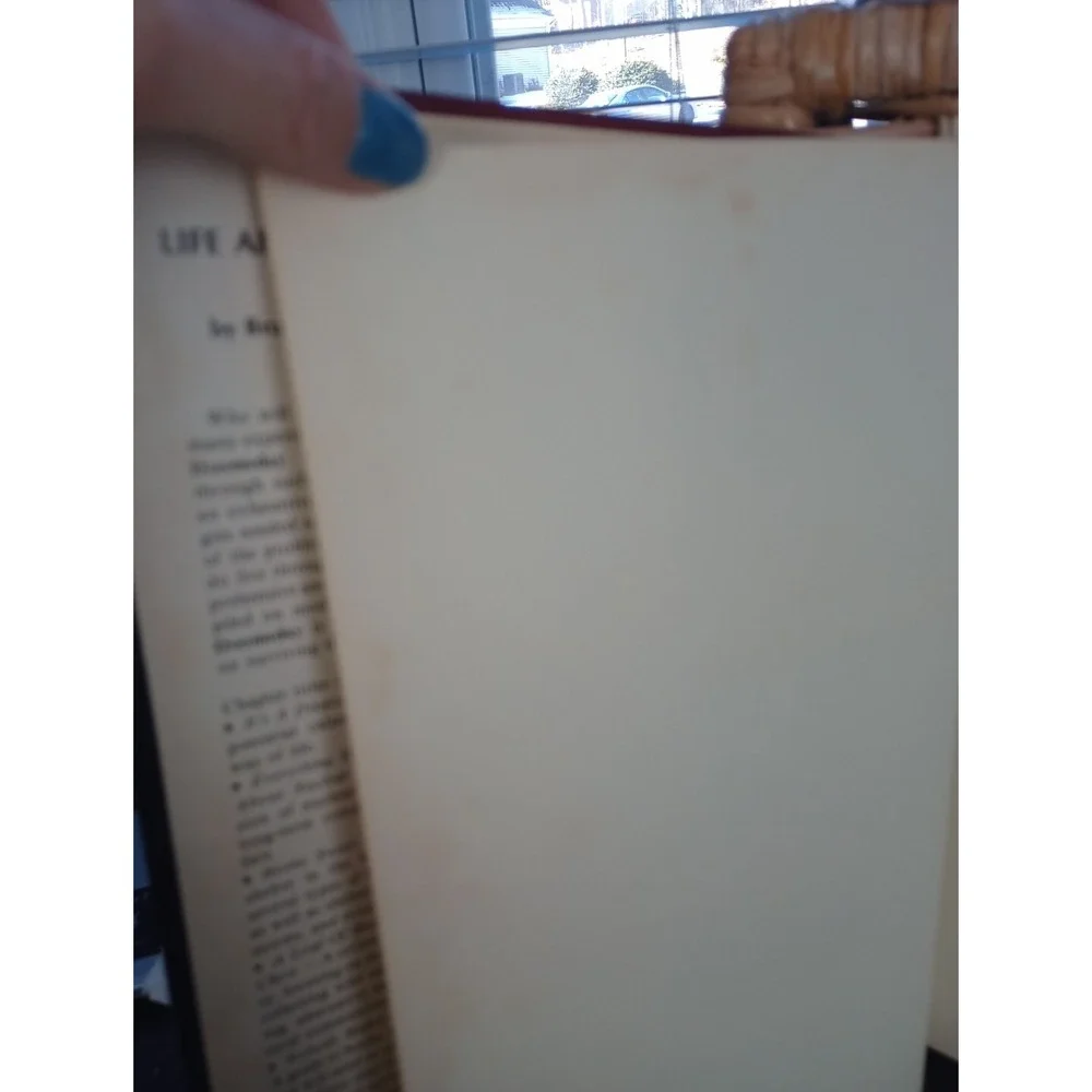 Life After Doomsday Bruce D. Clayton 1980‎ First Edition  Survivalist Guide HC